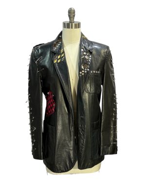 Step by Step Grunge Jacket -Rental