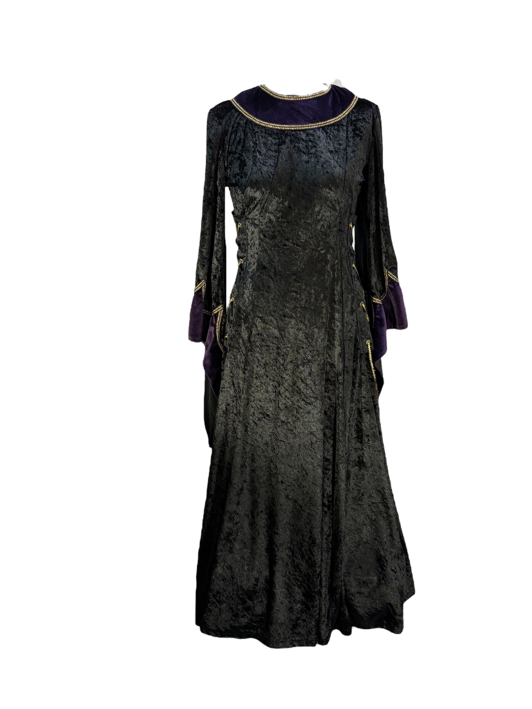 Lady Julianne (Black) -Rental