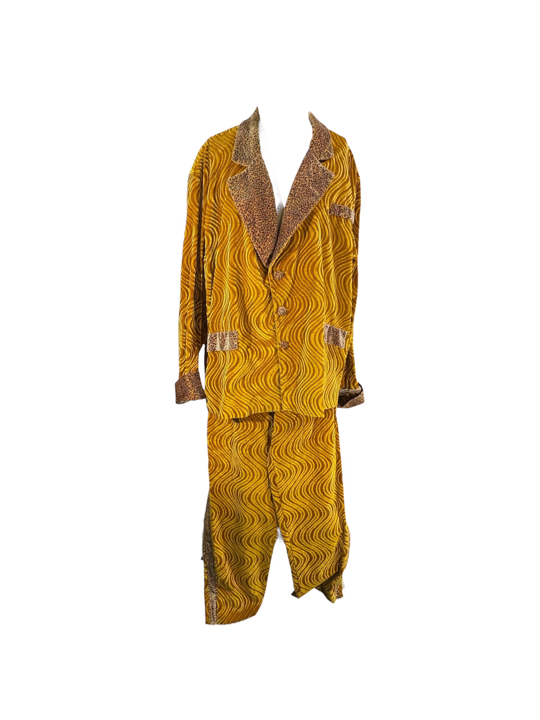 Gold Entertainer -Rental