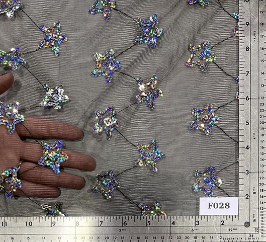F028 Rainbow Holo Sequin Stars