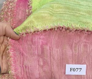 F077 Pink and Green Flip