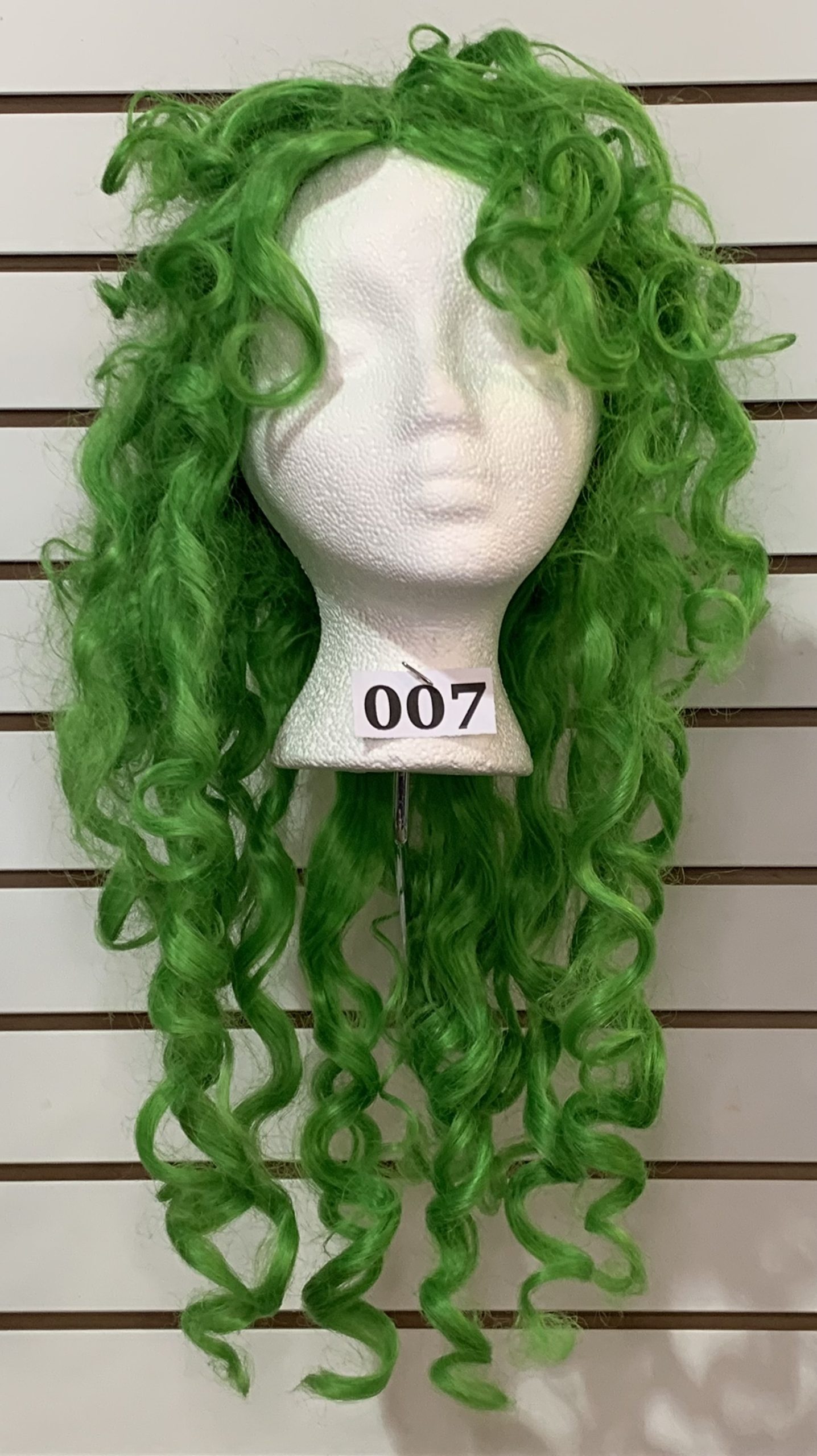 Rental Wig 0007 Theatre Garage