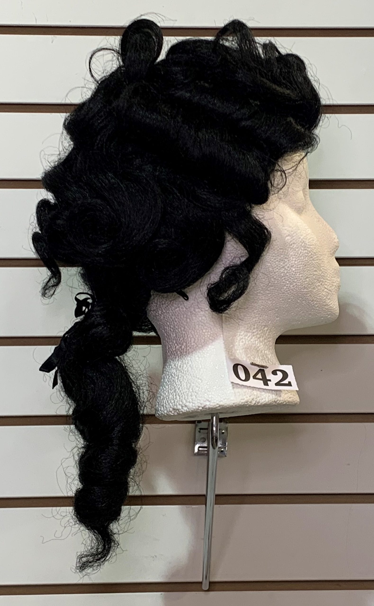 Rental Wig 0042 Theatre Garage