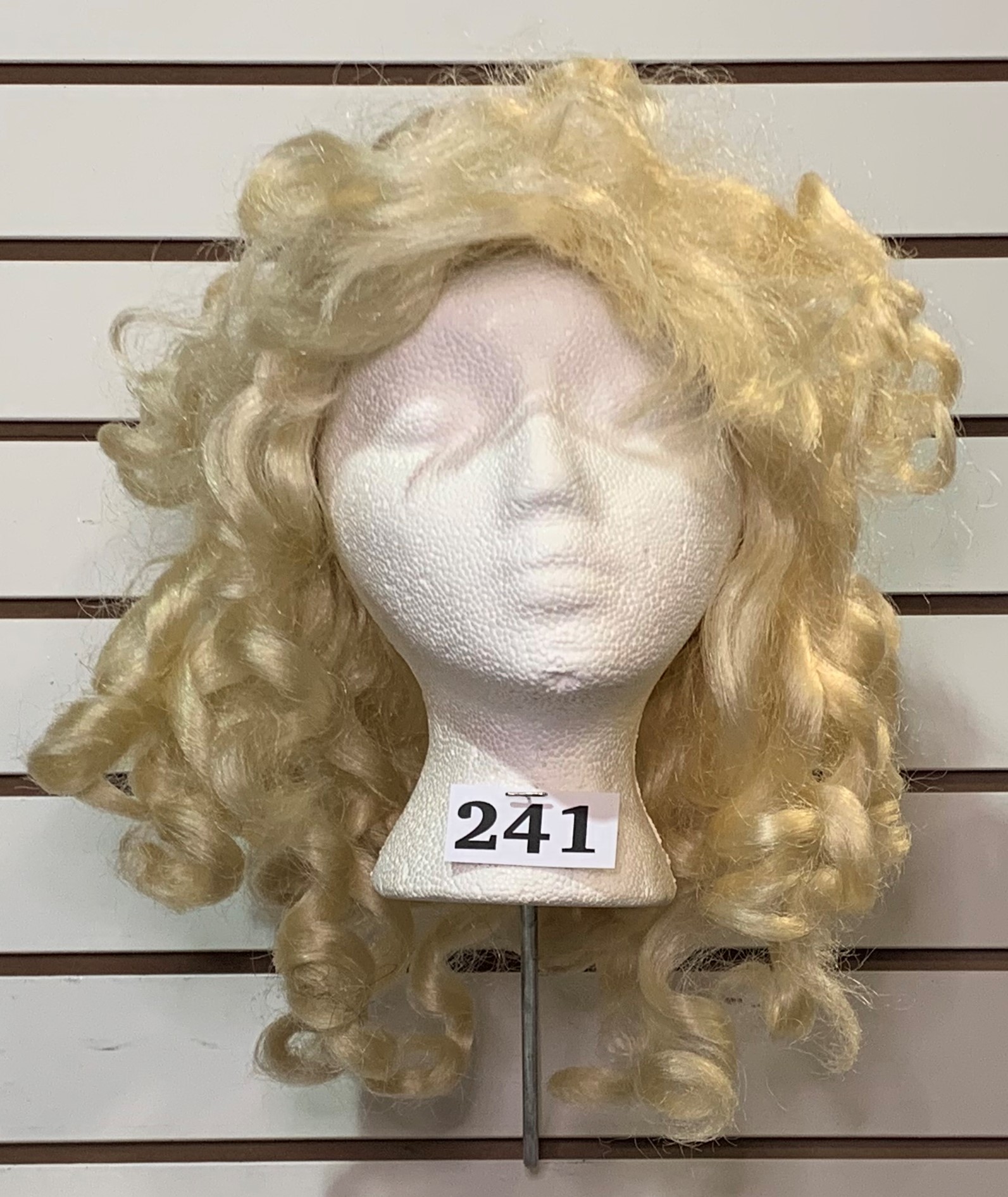 Rental Wig 0241 Theatre Garage